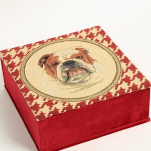 "Tylus bičiulio žvilgsnis"