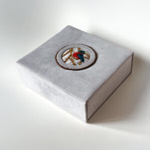 Rankų darbo dėžutė  "Žiemos paukštis"